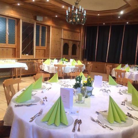 Landhotel Schwarzer Adler Tiefenbronn エクステリア 写真