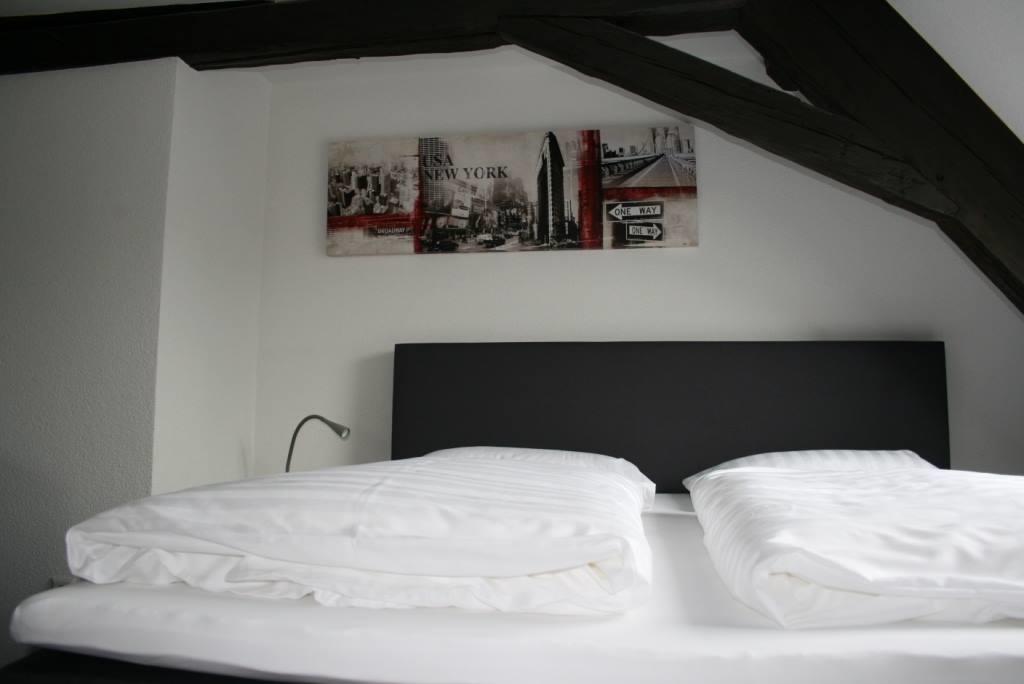 Landhotel Schwarzer Adler Tiefenbronn エクステリア 写真